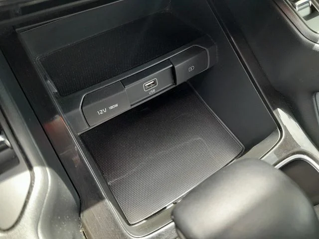 Used 2021 Black Kia S image 24