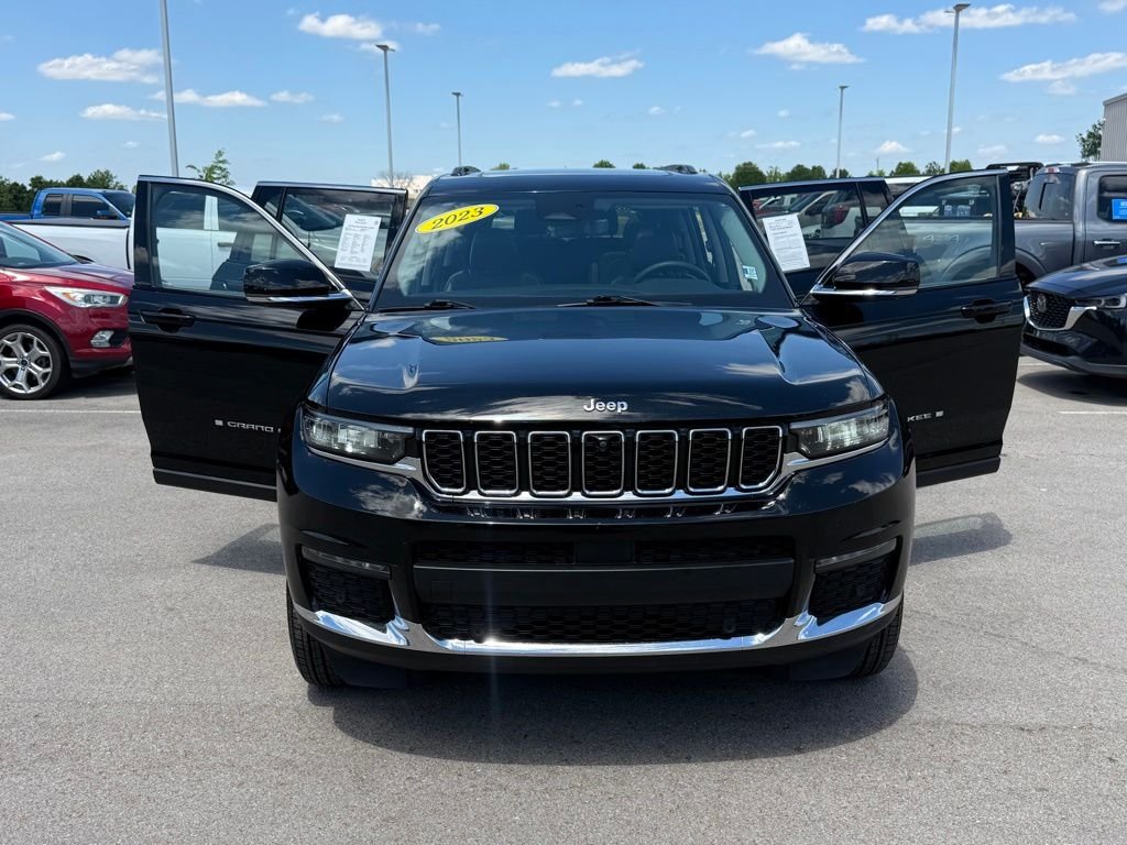 Used 2023 Black Jeep Limited image 25