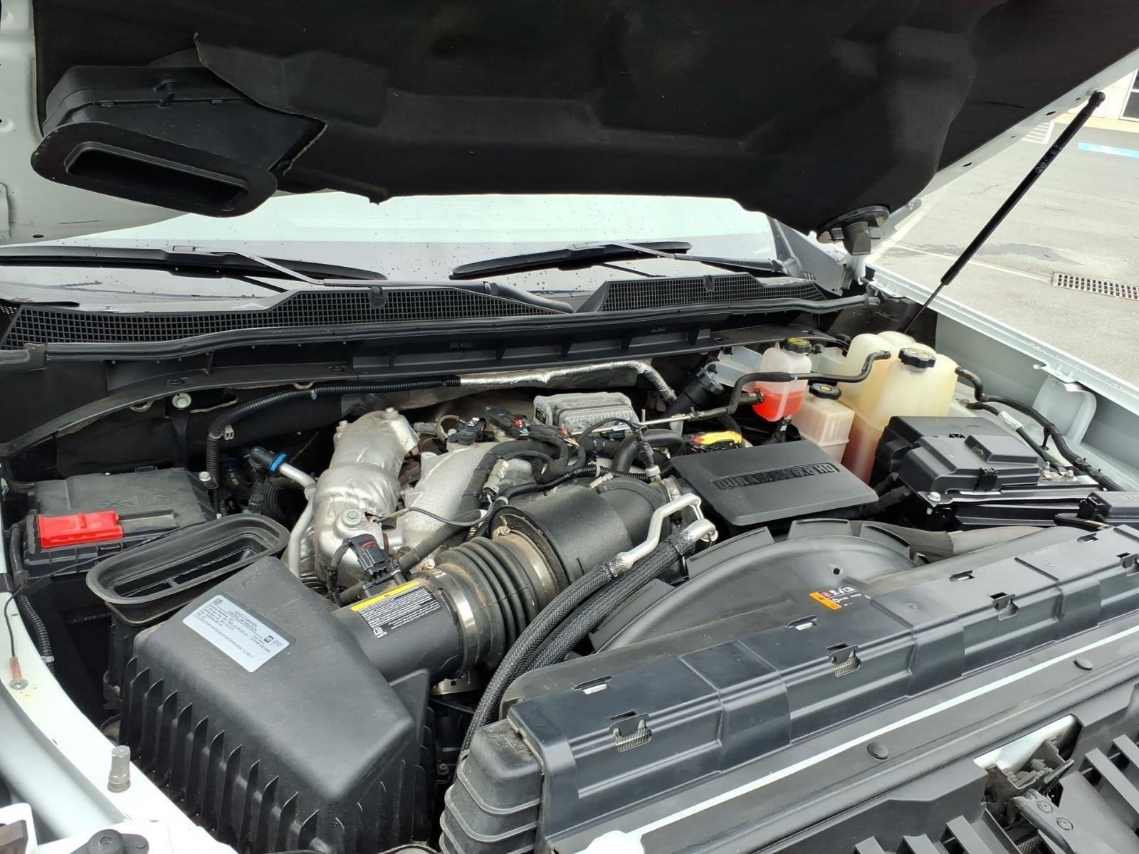 Used 2022 Summit White Chevrolet LT image 31