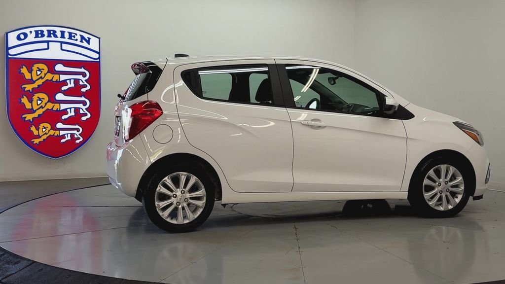 Used 2017 Summit White Chevrolet 1LT image 4