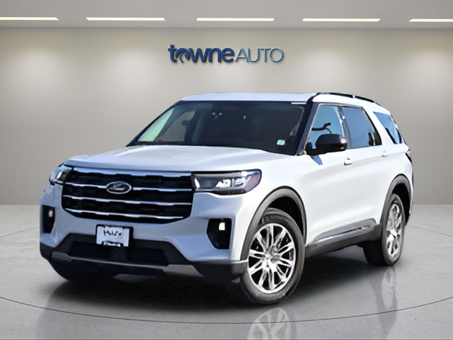 Used 2025 White Metallic Ford Active image 11