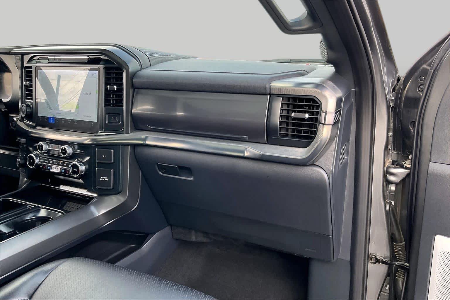 Used 2025 Carbonized Gray Metallic Ford LARIAT image 16