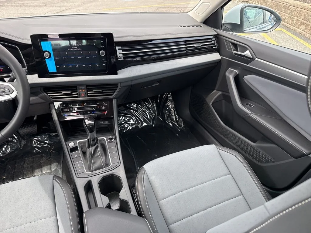 New 2026 Gray Volkswagen 1.5T SE image 12