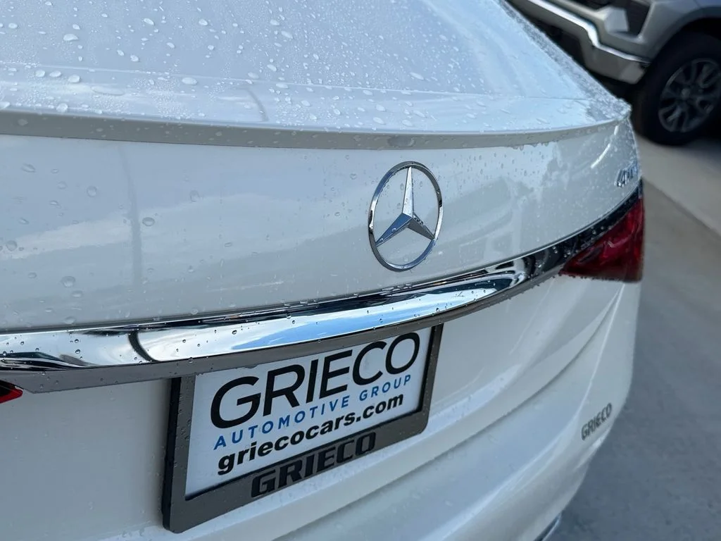 Used 2023 Diamond White Mercedes-Benz S 580 image 15