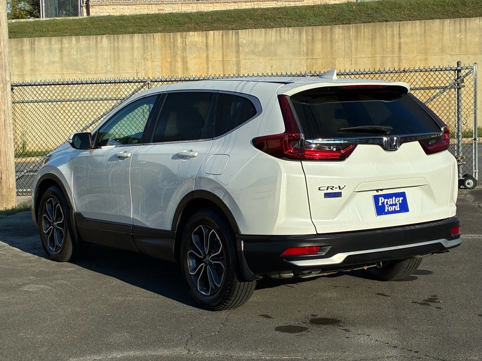 Used 2022 Platinum White Pearl Honda EX-L image 4
