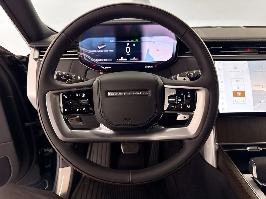 New 2026 British Racing Green Land Rover SE image 11