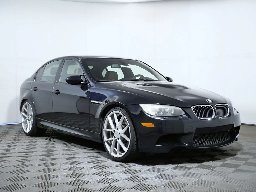 Used 2009 Black BMW Base image 1