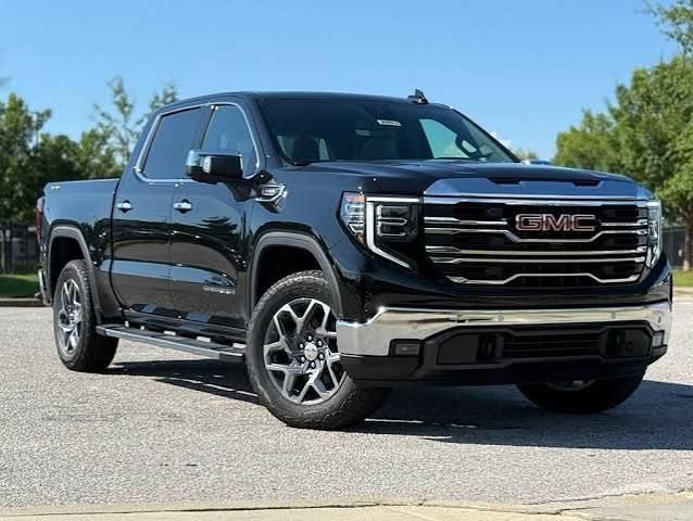 Used 2026 Onyx Black GMC SLT image 1