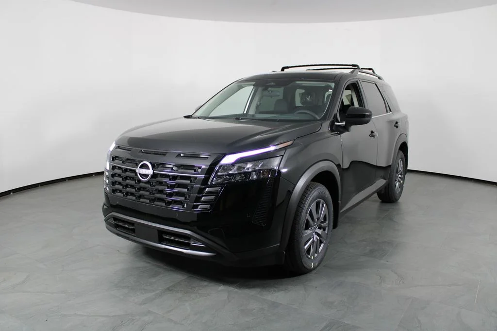 New 2026 Super Black Nissan SV image 2