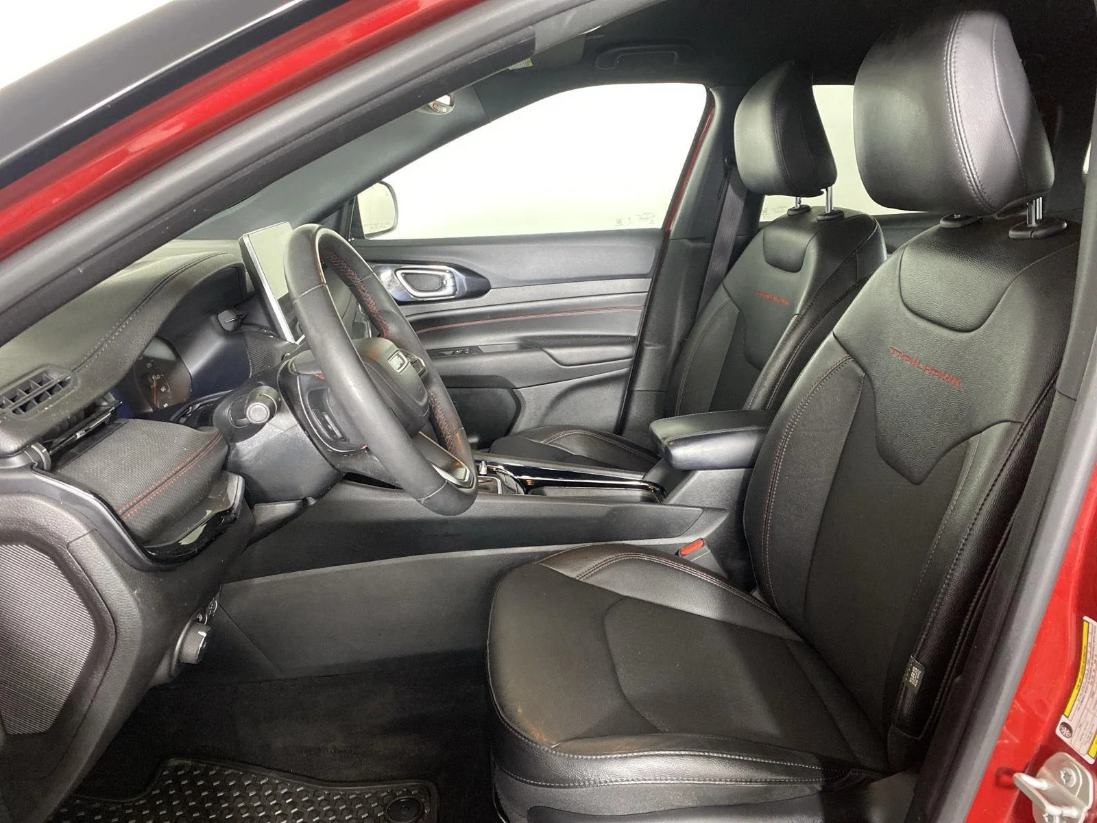 Used 2024 Red Hot Pearlcoat Jeep Trailhawk image 13