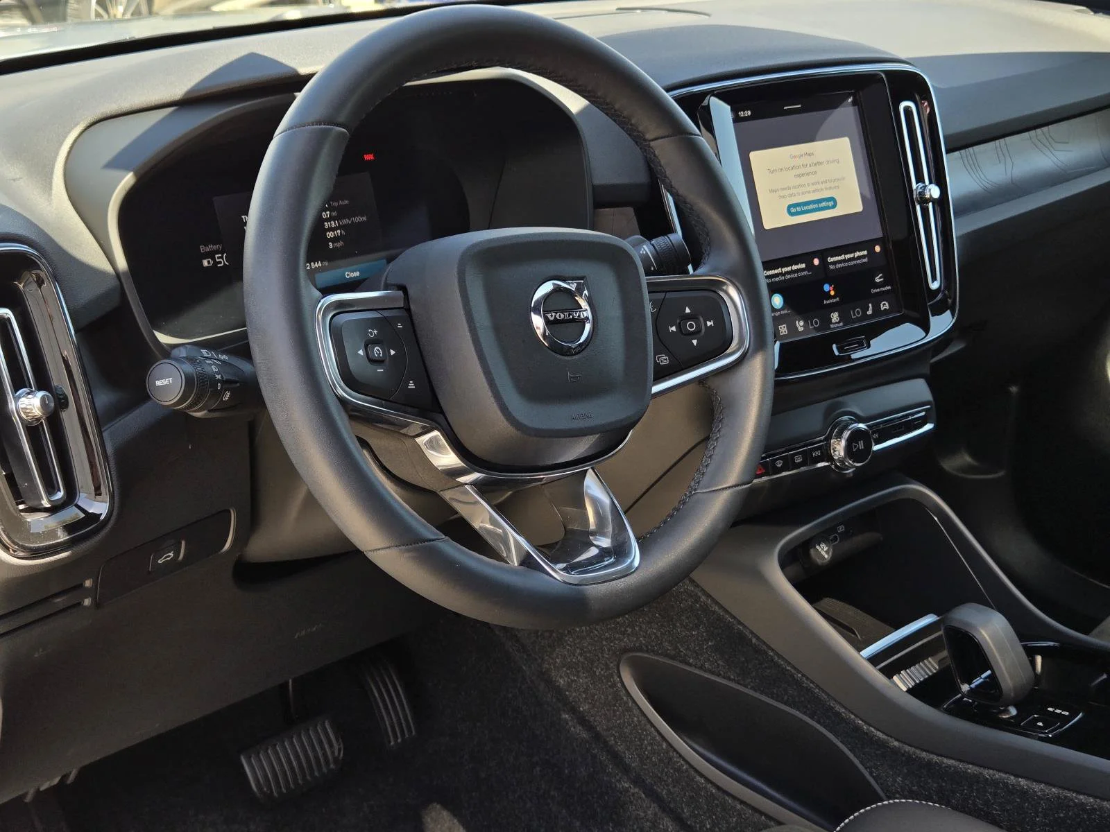 Used 2023 Thunder Gray Metallic Volvo Plus image 30
