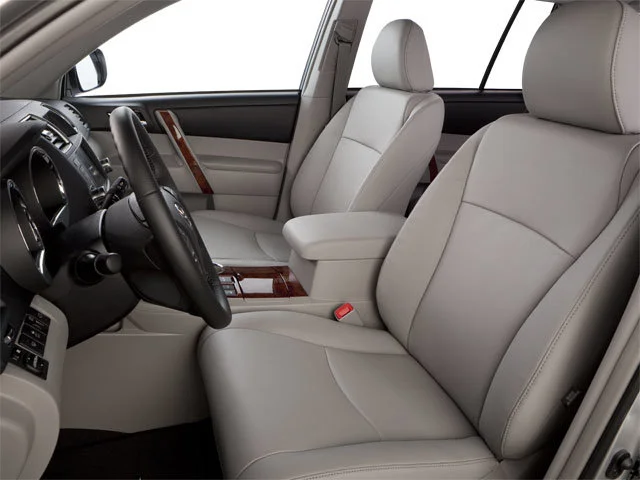 Used 2013 Magnetic Gray Metallic Toyota Limited image 8