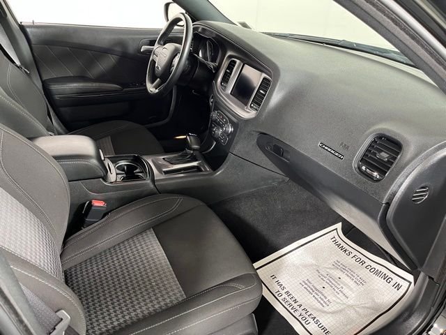 Used 2023 Black Dodge SXT image 45