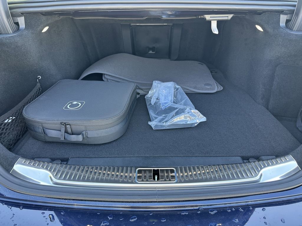 New 2026 Nautical Blue Metallic Mercedes-Benz S 580e image 21