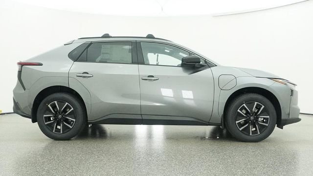 New 2026 Heavy Metal Toyota XLE image 20