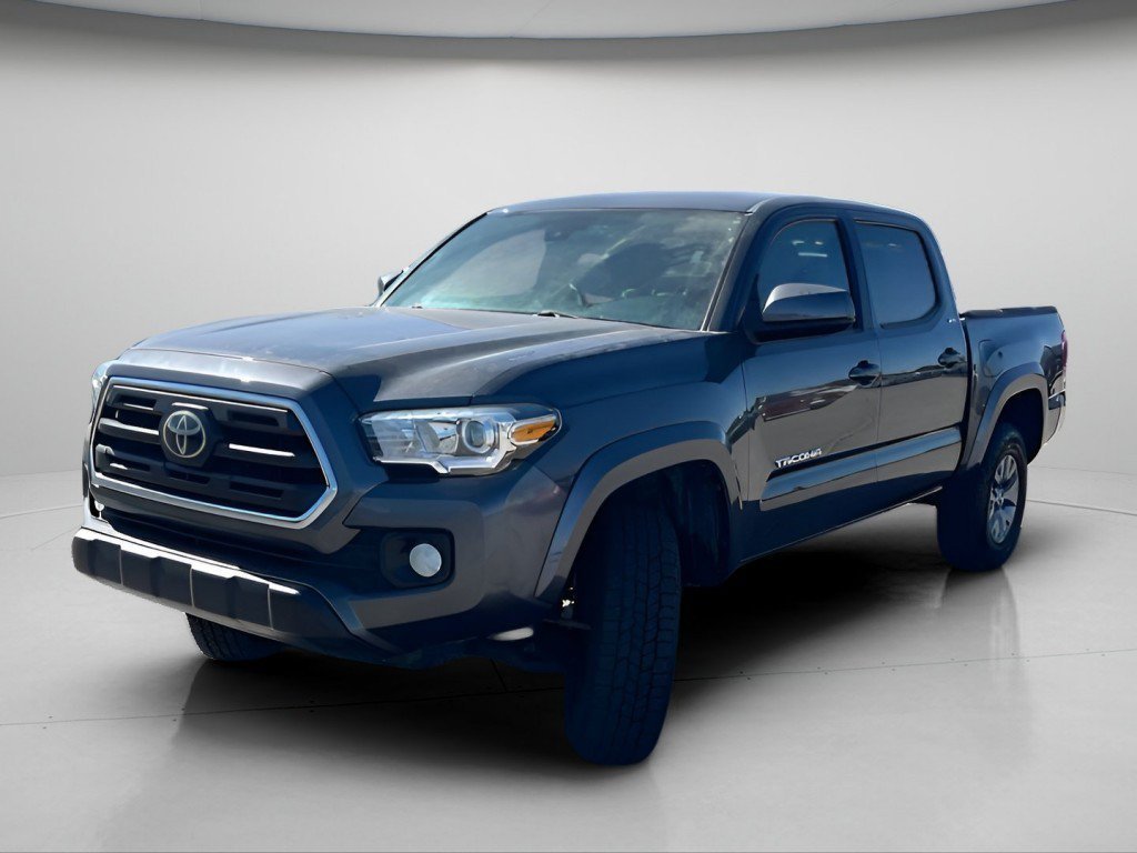 Used 2018 Magnetic Gray Metallic Toyota SR5 image 14