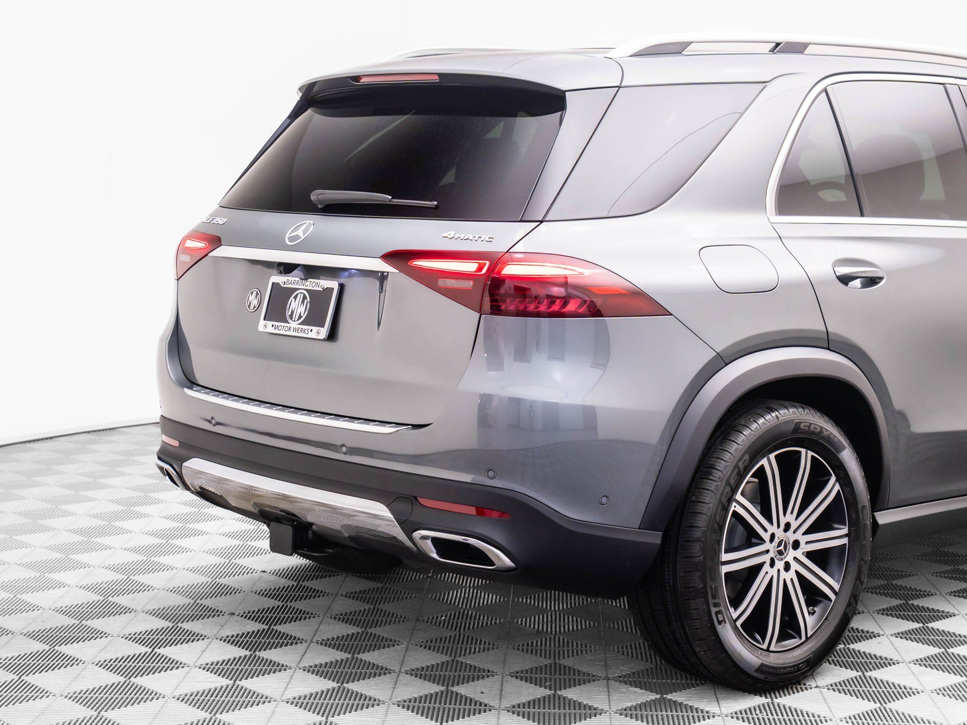 New 2026 Selenite Grey Metallic Mercedes-Benz GLE 350 image 35