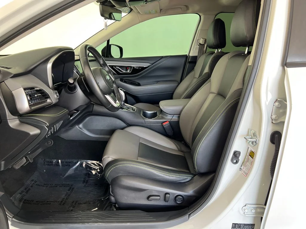 Used 2023 White Subaru Onyx Edition XT image 11