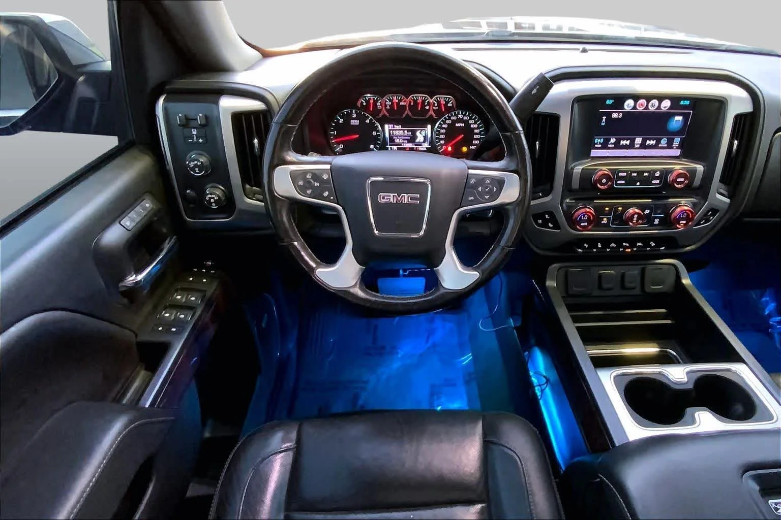Used 2018 Onyx Black GMC SLT image 6
