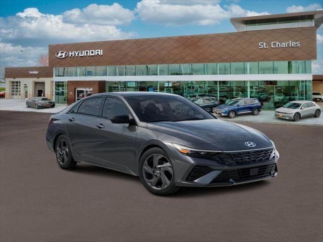 Used 2026 Gray Hyundai SEL Sport image 7
