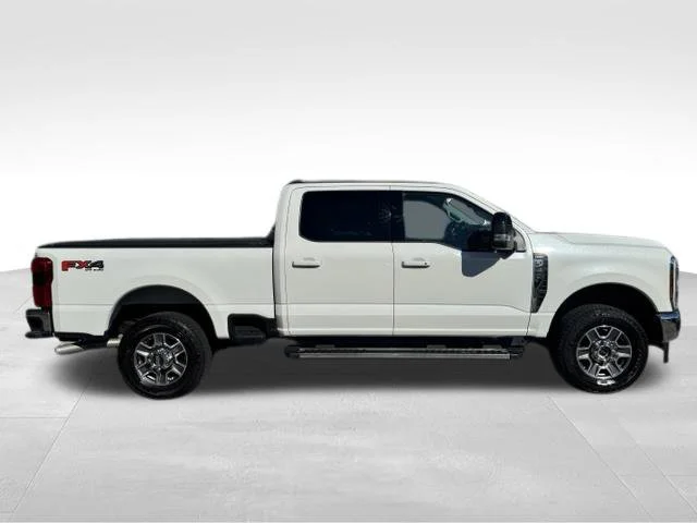 Used 2024 White Ford Lariat image 9