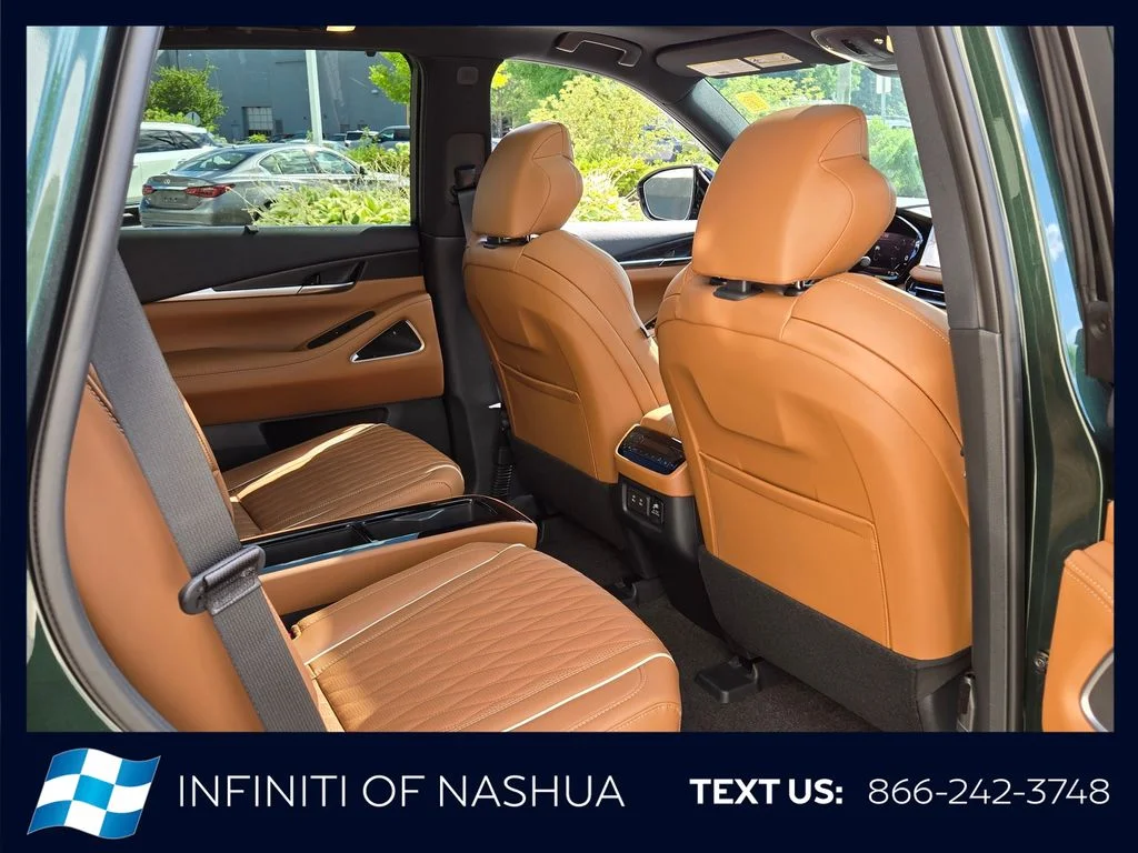 New 2027 2T DEEP EMRLD INFINITI Autograph AWD image 18