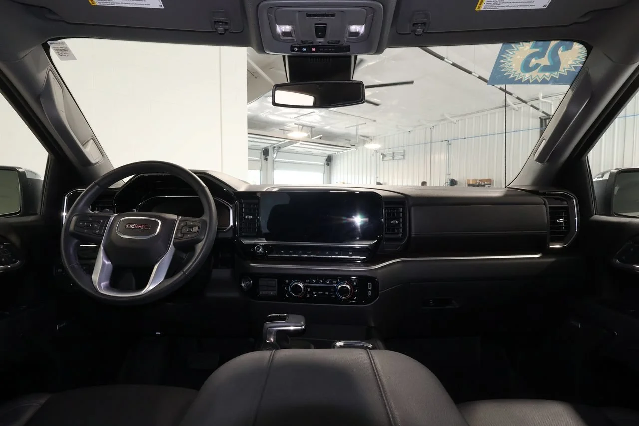 Used 2025 Sterling Metallic GMC SLT image 30