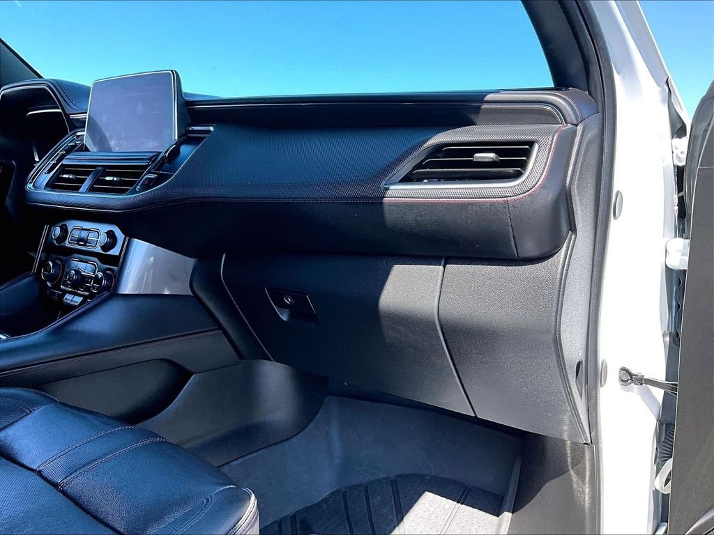 Used 2024 Summit White Chevrolet RST image 13