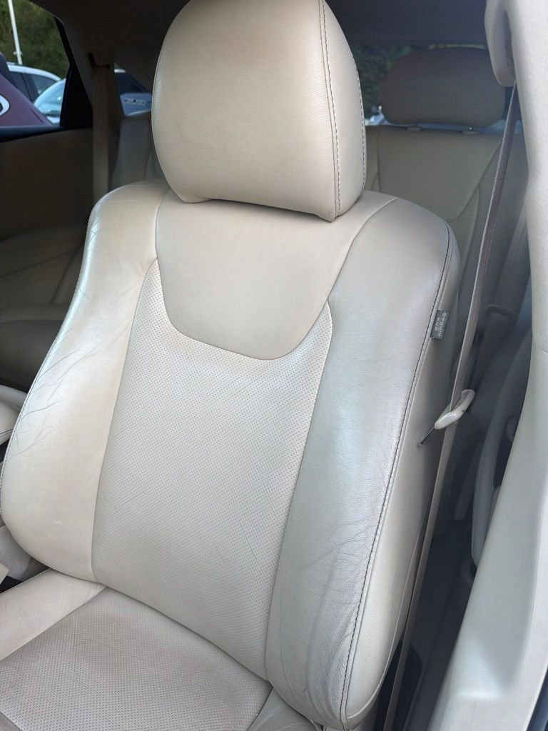 Used 2015  Lexus 350 image 5