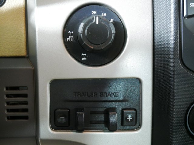 Used 2013  Ford XLT image 28