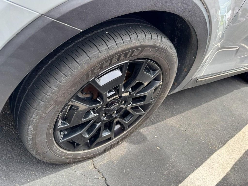 Used 2021 Gray Kia SX image 4