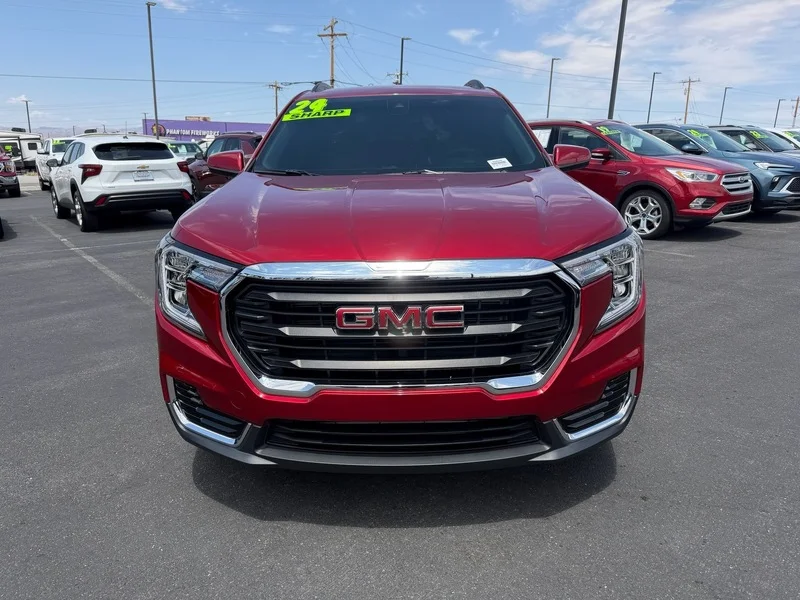 Used 2024 Volcanic Red Tintcoat GMC SLE image 8