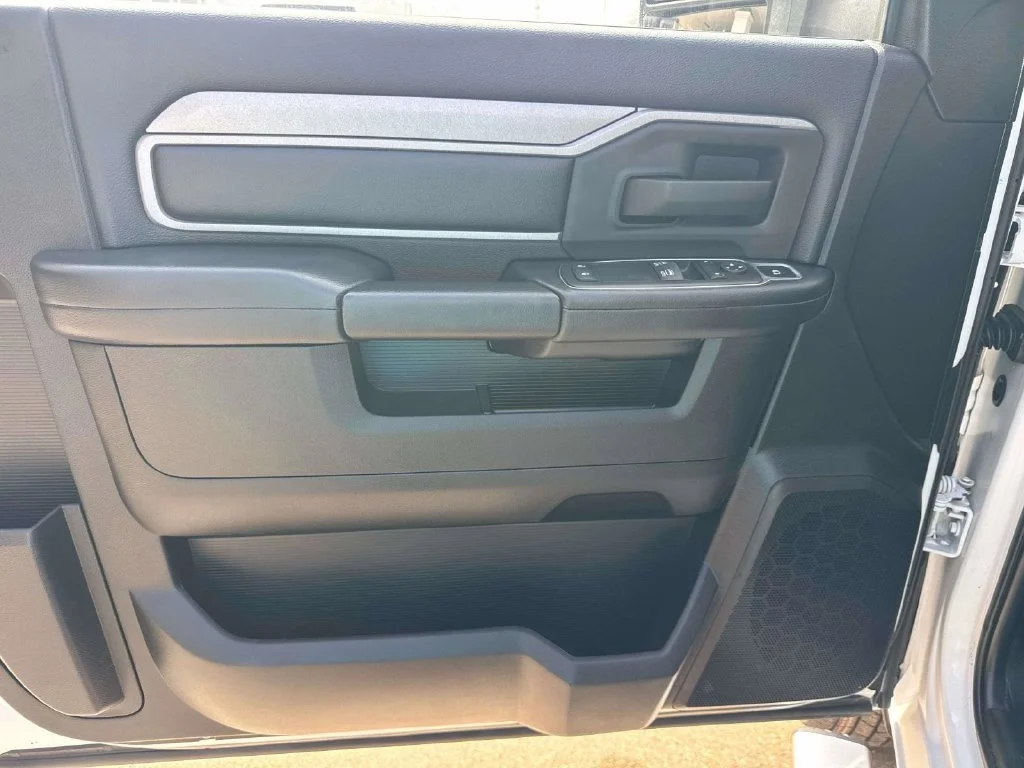 Used 2024 White Ram Tradesman image 34