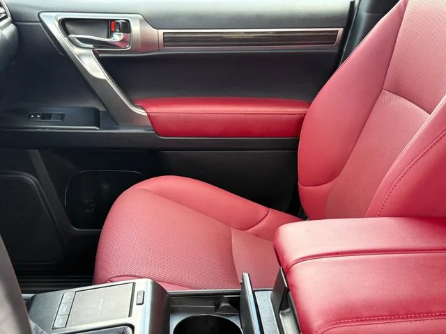 Used 2023 White Lexus 460 image 13