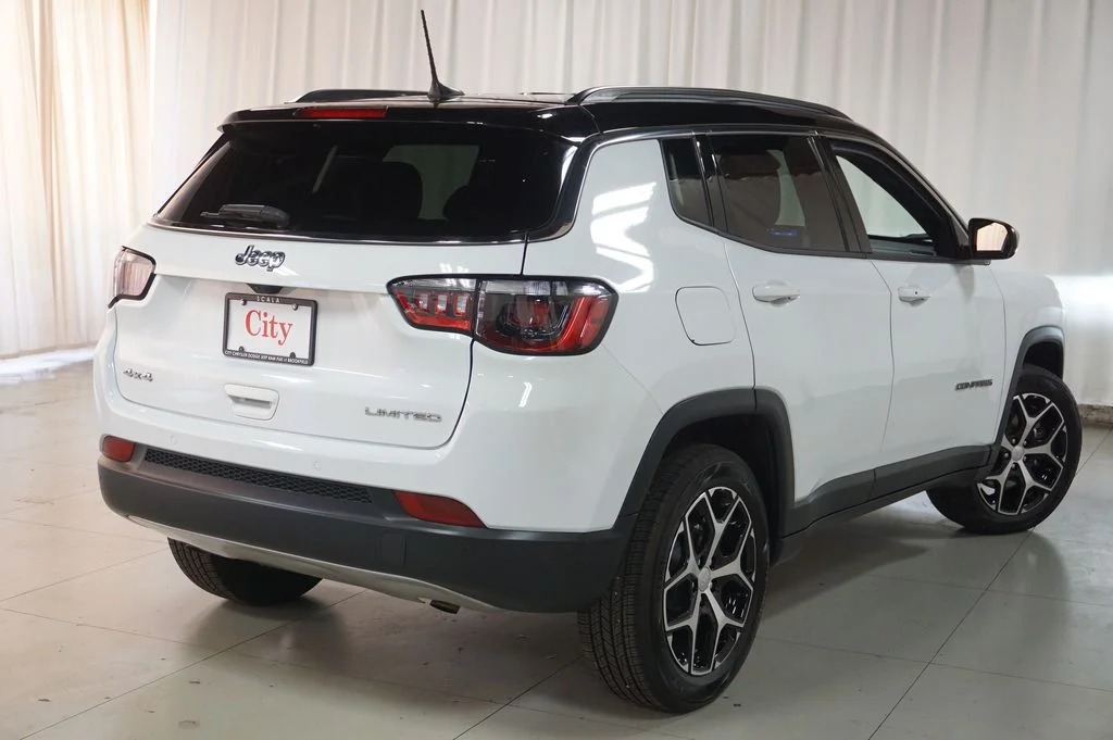 Used 2024 Bright White Clearcoat Jeep Limited image 23