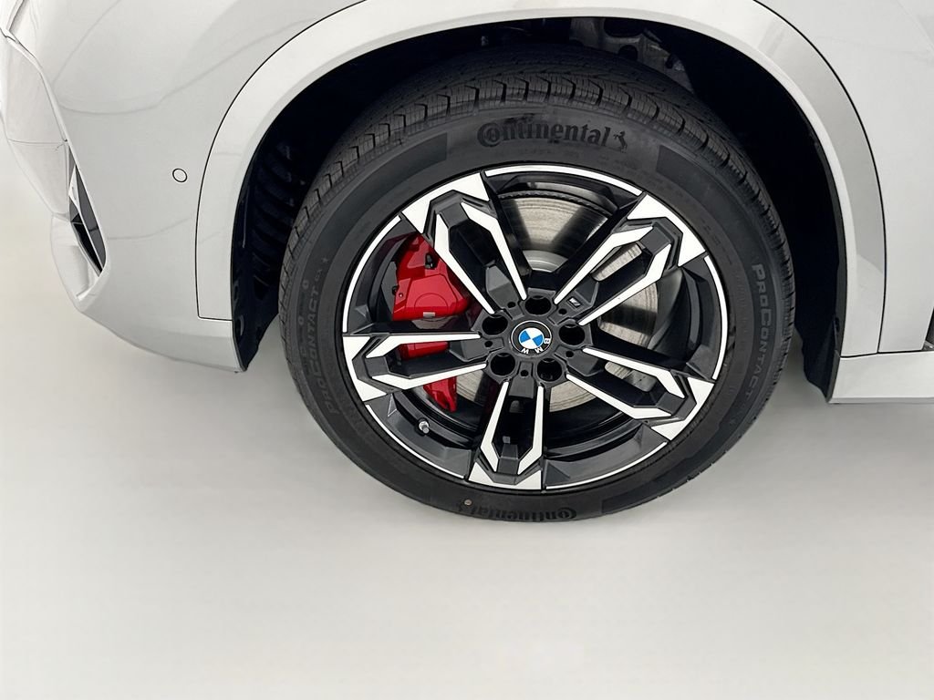 New 2026 Silver Metallic BMW xDrive28i image 28