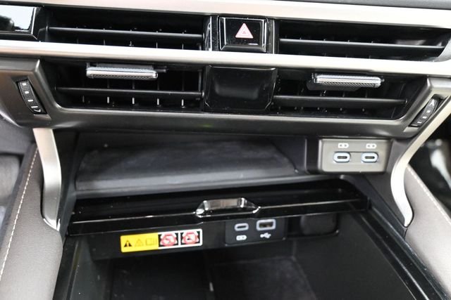 Used 2024 White Lexus 350 image 35