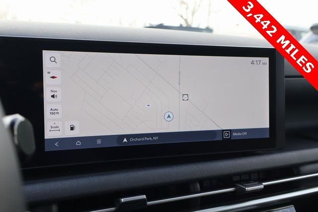 Used 2025 Gray Hyundai SEL Convenience image 22