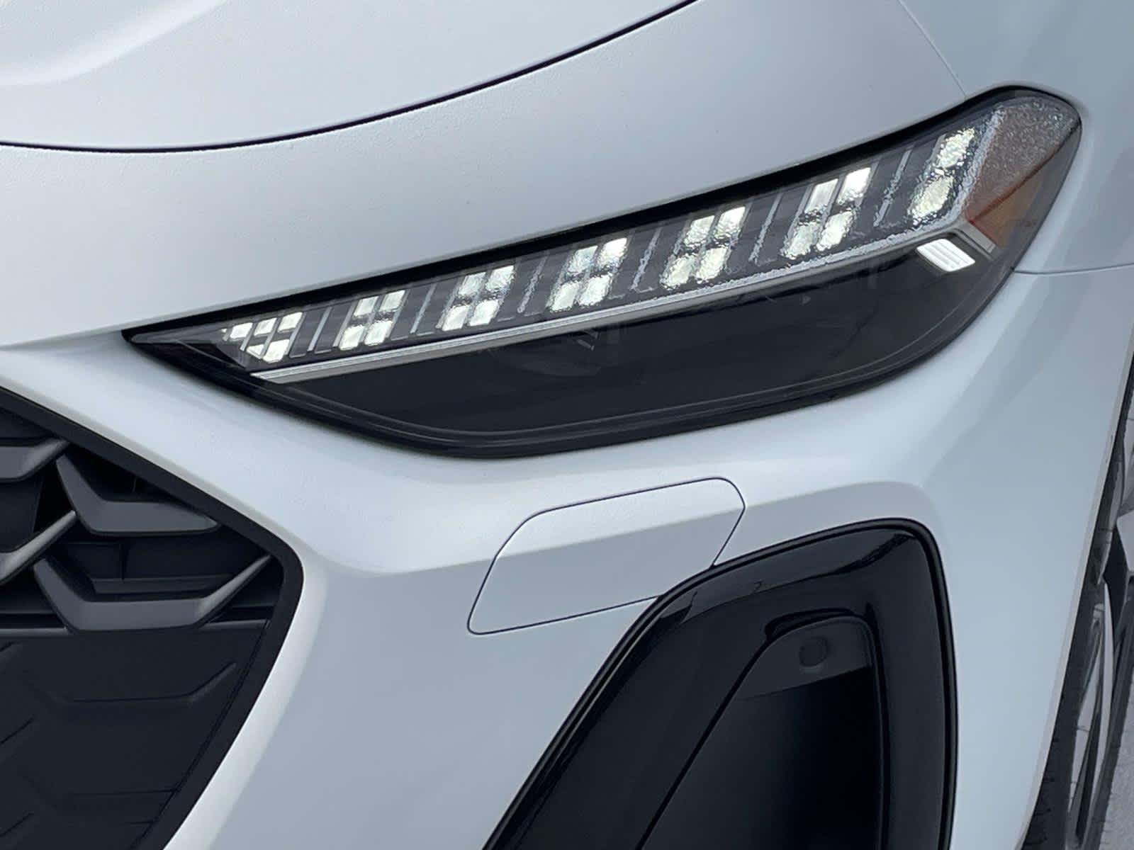 New 2026 2Y2Y/White Audi Premium Plus image 12