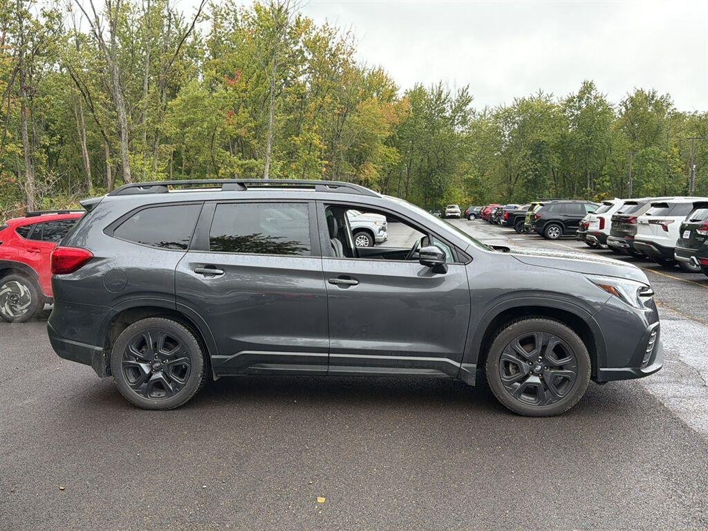 Used 2023 Magnetite Gray Metallic Subaru Onyx Edition Limited image 8