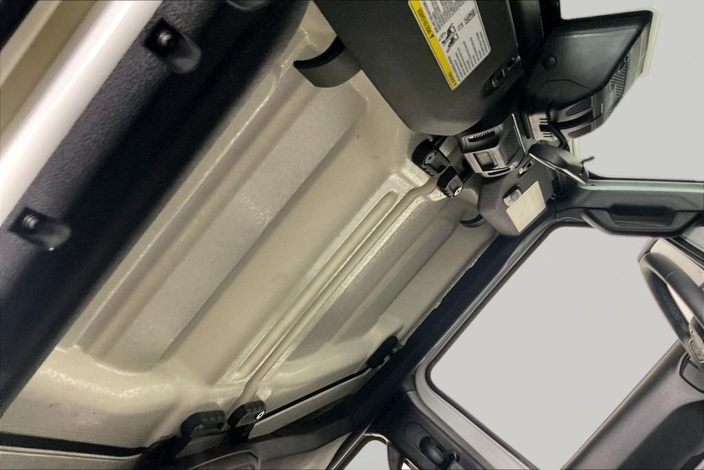 Used 2024 White Jeep Rubicon 4xe image 26
