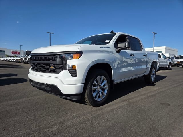 New 2026 Summit White Chevrolet Custom image 2