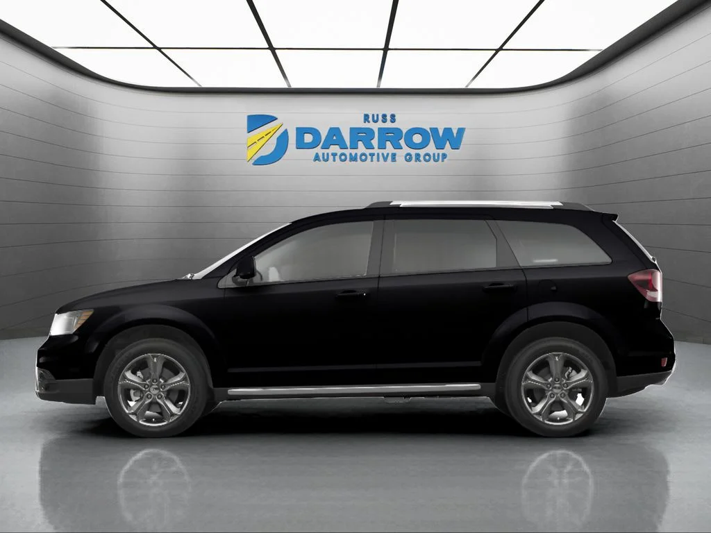 Used 2017 Black Dodge Crossroad image 2