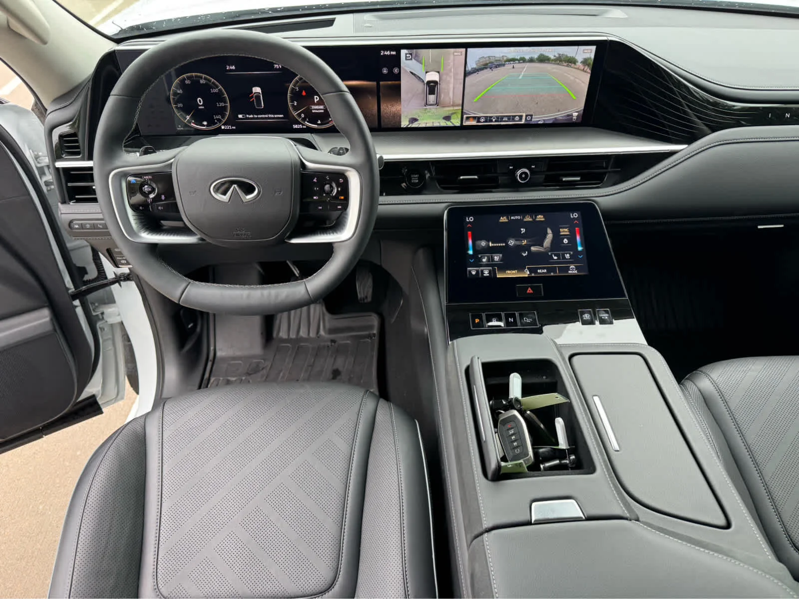 Certified Used 2026 Radiant White INFINITI LUXE image 22