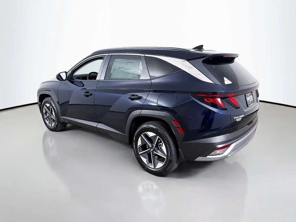 New 2026 Deep Sea Hyundai SEL image 5