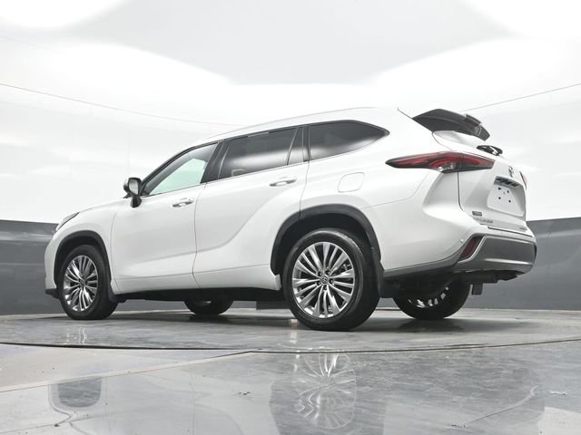 Used 2024 Beige Toyota Platinum image 19