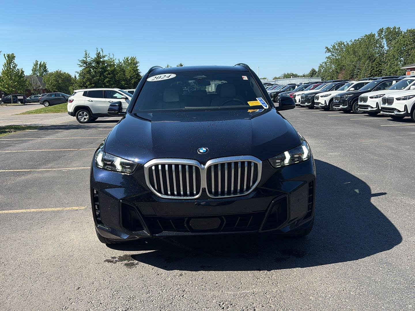 Used 2024 Carbon Black Metallic BMW xDrive40i image 8