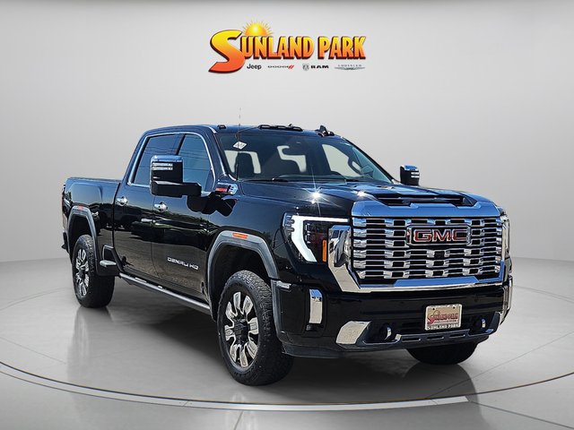 Pre-Owned 2024 GMC Sierra 2500HD Denali With Navigation &amp; 4WD