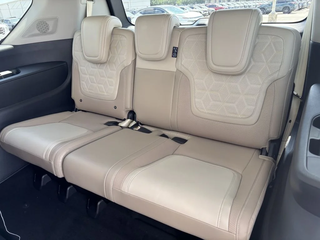 New 2026 White Nissan Platinum Reserve image 27