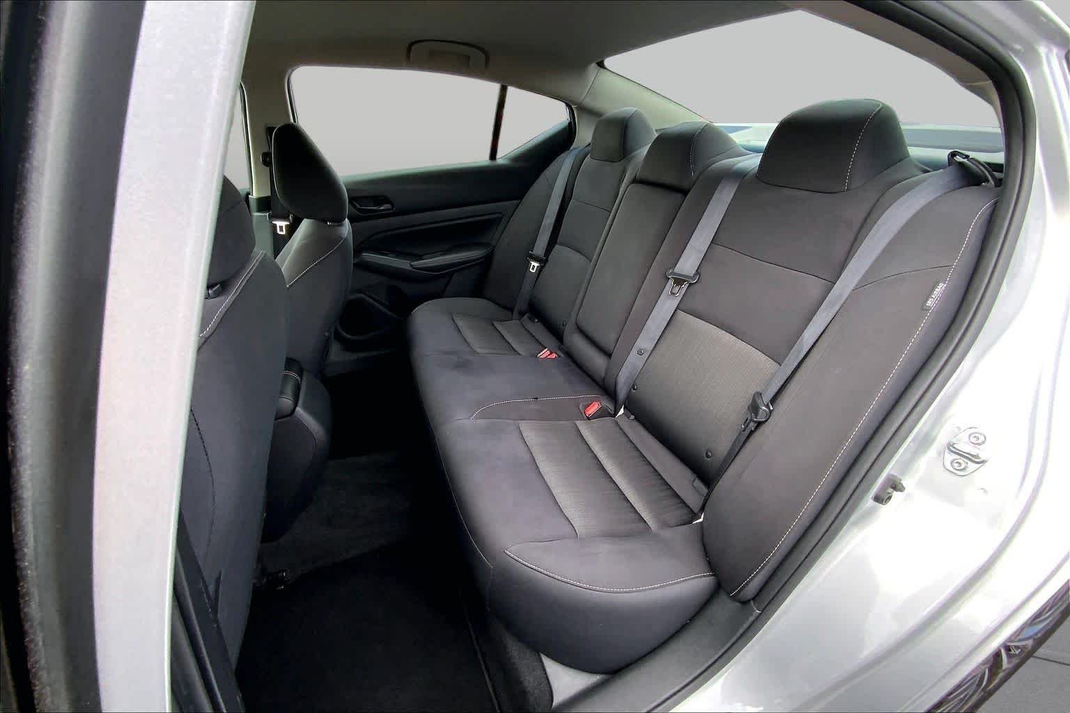 Used 2025 Brilliant Silver Metallic Nissan SV image 21